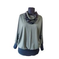 Sportowa bluzka ze ściągaczami i z golfem - khaki i czarny